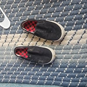 Toddler black canvas shoes